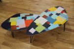 table basse. pieds acier et plateau bois peints pat Sylvie Challier